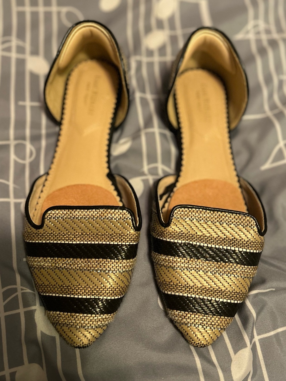 Isaac Mizrahi Pointed D'Orsay Flats in Gold and Black
